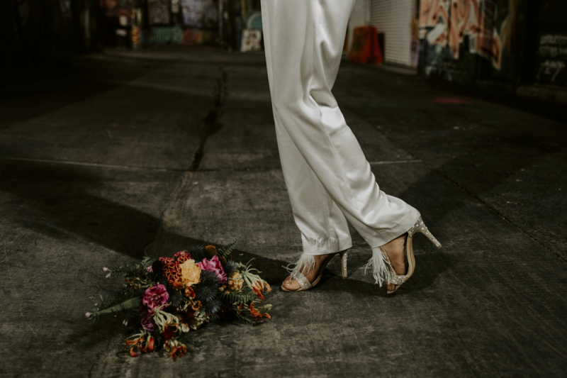 elopement-venue-downtown-alley_21