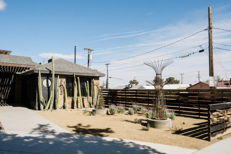 forge-social-house-weddings-04222023_larissadickson_cactuscollectiveweddings_35_ocg