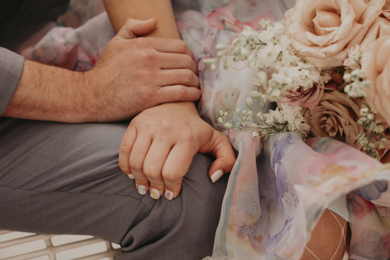 elopement-venue-little-white-chapel_18