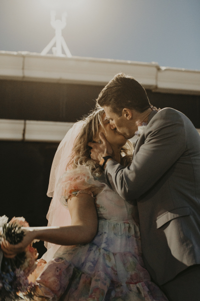 elopement-venue-little-white-chapel_42