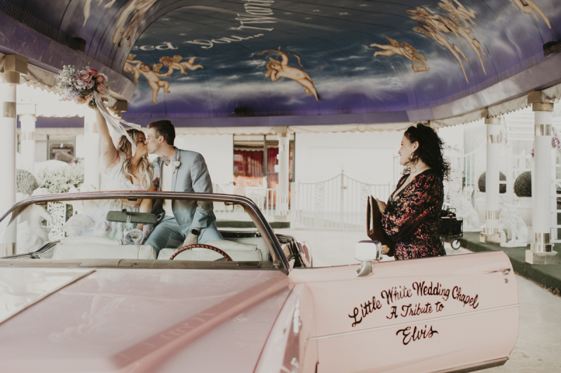 elopement-venue-little-white-chapel_51