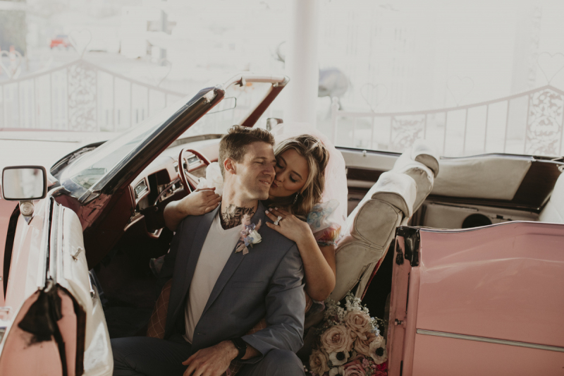 elopement-venue-little-white-chapel_53