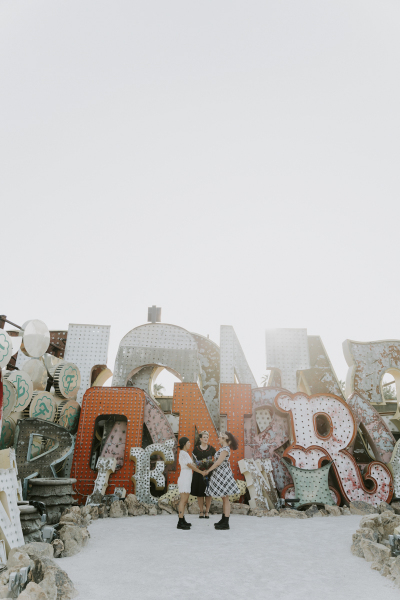 elopement-venue-neon-museum_10